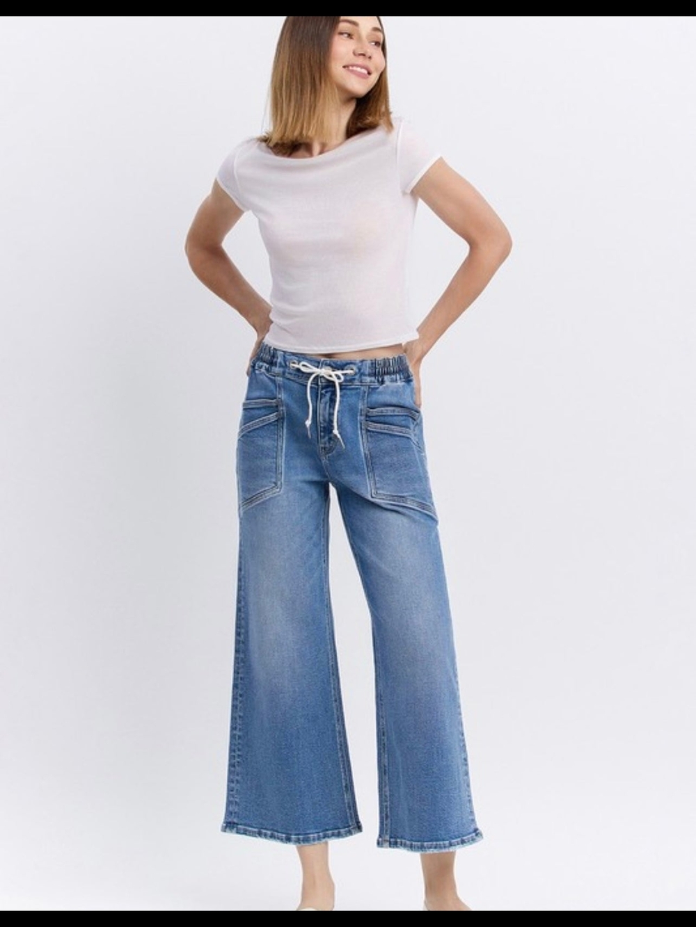VERVET  Women's Light Blue Cropped Wide-Leg Jeans with Drawstring Waist - Picture 2 of 7